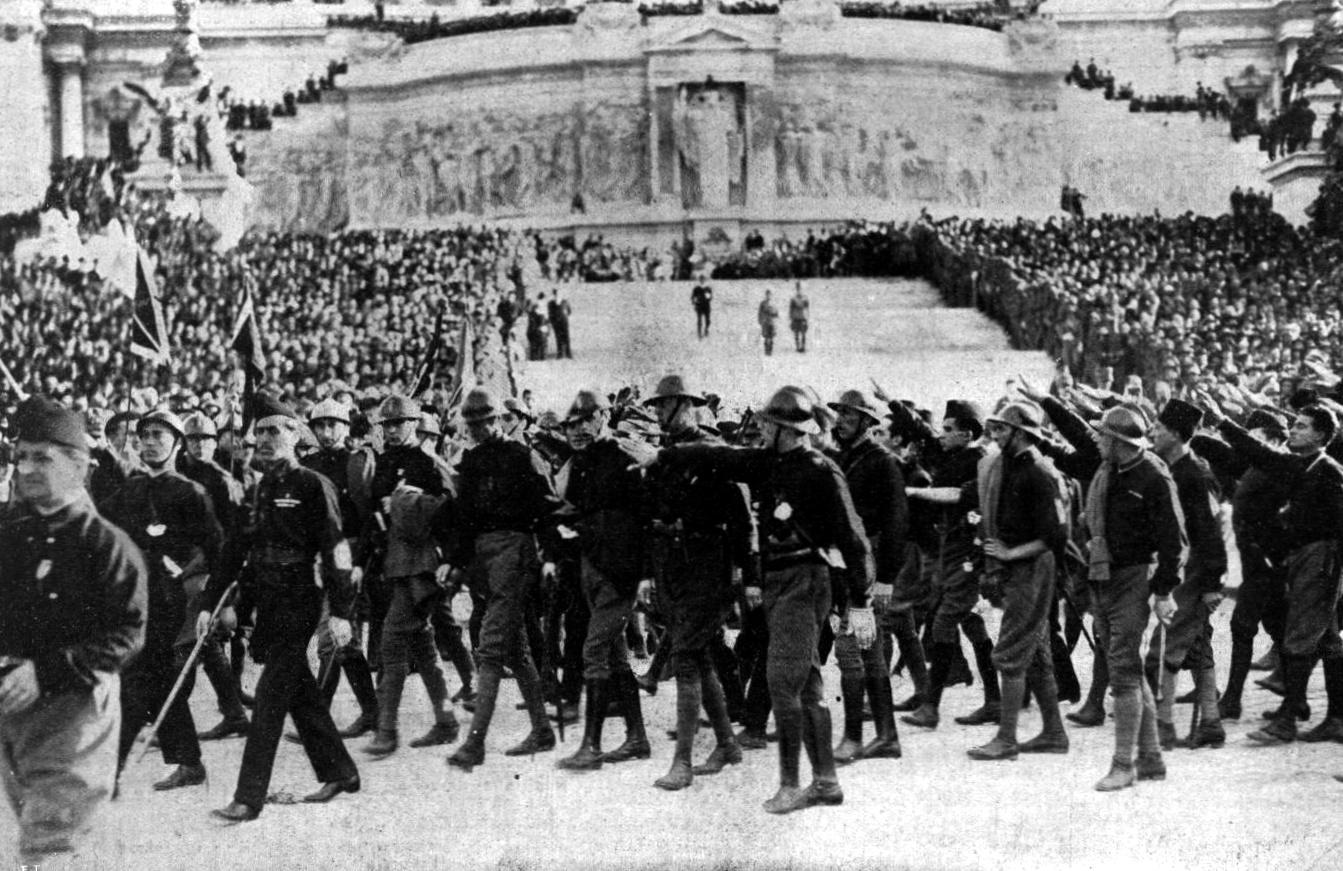 fascisti-vittoriano.jpg