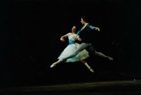 Balletto. Carla Fracci e Rudolf Nureev in La Bella addormentata di Petr Ilic Cajkovskij.De Agostini Picture Library Balletto. Carla Fracci e Rudolf Nureev in La Bella addormentata di Petr Ilic Cajkovskij.De Agostini Picture Library