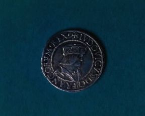 Berlinga . Recto della lira milanese in argento del sec. XVI recante l'effigie di Ludovico XII d'Orléans.Milano, M. Castello Berlinga . Recto della lira milanese in argento del sec. XVI recante l'effigie di Ludovico XII d'Orléans.Milano, M. Castello