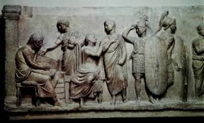 Censimento. Trascrizione dei dati della rilevazione in un particolare dell'ara di Domizio Enobarbo del sec. I a.C. (Parigi, Louvre).De Agostini Picture Library Censimento. Trascrizione dei dati della rilevazione in un particolare dell'ara di Domizio Enobarbo del sec. I a.C. (Parigi, Louvre).De Agostini Picture Library