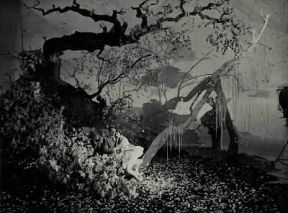 Il Milione. Un fotogramma tratto dal film realizzato nel 1931 da R. Clair.De Agostini Picture Library
