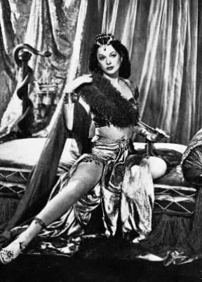 Hedy Lamarr in una scena di Sansone e Dalila (1949) di C. B. De Mille.De Agostini Picture Library Hedy Lamarr in una scena di Sansone e Dalila (1949) di C. B. De Mille.De Agostini Picture Library