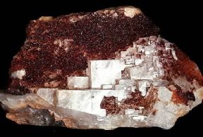Criolite. Cristalli del minerale.De Agostini Picture Library / C. Bevilacqua Criolite. Cristalli del minerale.De Agostini Picture Library / C. Bevilacqua
