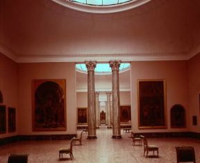 Brera . Una sala della Pinacoteca.De Agostini Picture Library/A. De Gregorio Brera . Una sala della Pinacoteca.De Agostini Picture Library/A. De Gregorio