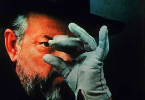Orson Welles in un fotogramma del film F per falso (1974), di cui il regista è stato anche interprete.De Agostini Picture Library Orson Welles in un fotogramma del film F per falso (1974), di cui il regista è stato anche interprete.De Agostini Picture Library