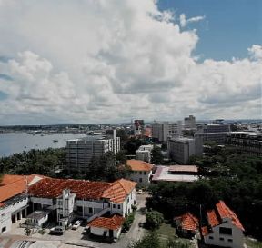 Dar es Salaam . Moderni edifici nel centro della città .De Agostini Picture Library/N. Cirani Dar es Salaam . Moderni edifici nel centro della città .De Agostini Picture Library/N. Cirani
