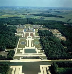 Giardino di Vaux-le-Vicomte, capolavoro di André Le Nôtre, architetto dei giardini di Luigi XIV e ideatore del giardino alla francese.De Agostini Picture Library Giardino di Vaux-le-Vicomte, capolavoro di André Le Nôtre, architetto dei giardini di Luigi XIV e ideatore del giardino alla francese.De Agostini Picture Library