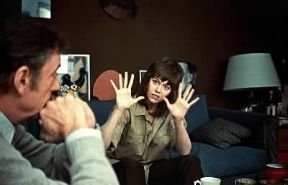 Jean-Luc Godard. Una scena di Crepa padrone, tutto va bene (1972) con J. Fonda.De Agostini Picture Library / U. Casiraghi Jean-Luc Godard. Una scena di Crepa padrone, tutto va bene (1972) con J. Fonda.De Agostini Picture Library / U. Casiraghi