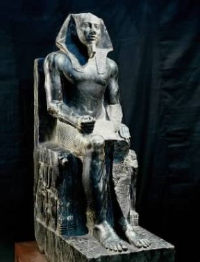 Egitto . Statua di Chefren proveniente da El-Gîza (Il Cairo, Museo Egizio).De Agostini Picture Library/G. Dagli Orti Egitto . Statua di Chefren proveniente da El-Gîza (Il Cairo, Museo Egizio).De Agostini Picture Library/G. Dagli Orti