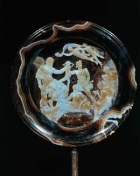 Alessandria d'Egitto. La Tazza Farnese in sardonica con la raffigurazione delle inondazioni del Nilo (sec. III-II a. C.; Napoli, Museo Archeologico Nazionale).De Agostini Picture Library/A. Dagli Orti Alessandria d'Egitto. La Tazza Farnese in sardonica con la raffigurazione delle inondazioni del Nilo (sec. III-II a. C.; Napoli, Museo Archeologico Nazionale).De Agostini Picture Library/A. Dagli Orti