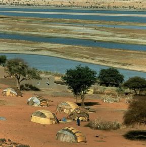 Niger. Villaggio Fulbe.De Agostini Picture Library / N. Cirani Niger. Villaggio Fulbe.De Agostini Picture Library / N. Cirani