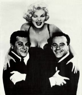 Billy Wilder. Un fotogramma del film A qualcuno piace caldo con M. Monroe, J. Lemmon e T. Curtis (1959).De Agostini Picture Library Billy Wilder. Un fotogramma del film A qualcuno piace caldo con M. Monroe, J. Lemmon e T. Curtis (1959).De Agostini Picture Library