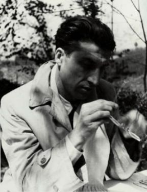 Cesare Pavese in una fotografia.De Agostini Picture Library Cesare Pavese in una fotografia.De Agostini Picture Library