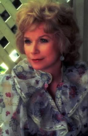 Shirley MacLaine. De Agostini Picture Library Shirley MacLaine. De Agostini Picture Library