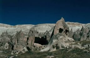 Abitazione. Esempi di dimore rupestri in Cappadocia.De Agostini Picture Library Abitazione. Esempi di dimore rupestri in Cappadocia.De Agostini Picture Library