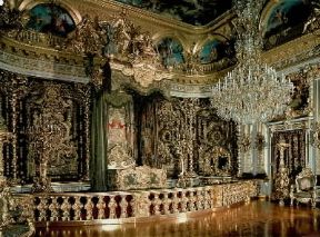 RococÃ². Stanza da letto da parata nel castello di Herrenchiemsee, in Germania.De Agostini Picture Library