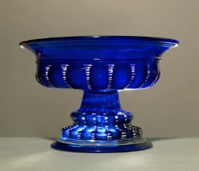 Murano. Un esemplare dell'arte vetraria di Murano del sec. XVI. Coppa con costolatura Murano. Un esemplare dell'arte vetraria di Murano del sec. XVI. Coppa con costolatura