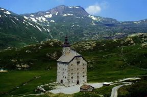 Passo del Sempione . Una veduta del valico alpino in territorio svizzero.De Agostini Picture Library/N. Cirani
