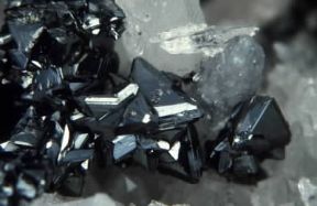 Tetraedite. De Agostini Picture Library/G. Cigolini Tetraedite. De Agostini Picture Library/G. Cigolini