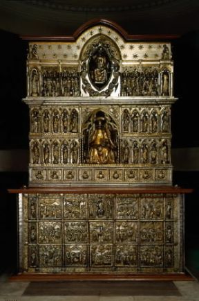 Argento. Altare di S. Jacopo, sec. XIII-XIV (Pistoia, Duomo).De Agostini Picture Library/G. Nimatallah Argento. Altare di S. Jacopo, sec. XIII-XIV (Pistoia, Duomo).De Agostini Picture Library/G. Nimatallah