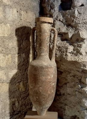 Anfora romana (Parigi, MusÃ©e de Cluny).De Agostini Picture Library/G. Dagli Orti