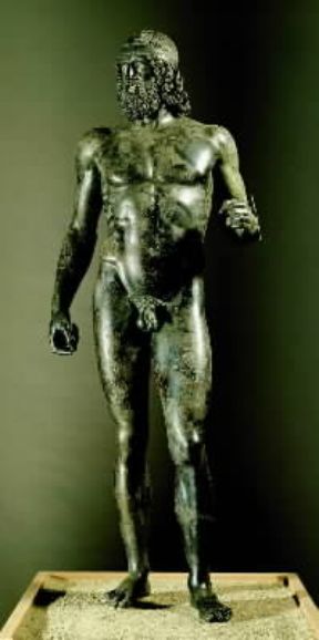 Calabria. I bronzi di Riace, opere greche del sec. V a. C., rinvenuti nel 1972 nelle acque antistanti Riace Marina (Reggio Calabria, Museo Nazionale).De Agostini Picture Library/G. Nimatallah Calabria. I bronzi di Riace, opere greche del sec. V a. C., rinvenuti nel 1972 nelle acque antistanti Riace Marina (Reggio Calabria, Museo Nazionale).De Agostini Picture Library/G. Nimatallah