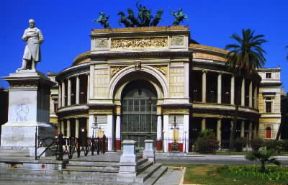 Giuseppe Damiani Almeyda. Il Politeama di Palermo (1874).De Agostini Picture Library / M. Leigheb Giuseppe Damiani Almeyda. Il Politeama di Palermo (1874).De Agostini Picture Library / M. Leigheb
