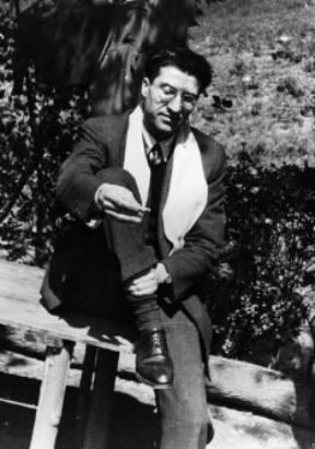 Italia . Cesare Pavese.Archivio Einaudi Editore Italia . Cesare Pavese.Archivio Einaudi Editore