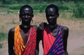 Masai. Due donne masai.De Agostini Picture Library/C. Sappa Masai. Due donne masai.De Agostini Picture Library/C. Sappa