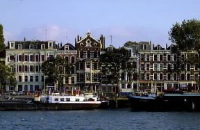 Rotterdam. Edifici sulla Nuova Mosa.De Agostini Picture Library / G. SioÃ«n