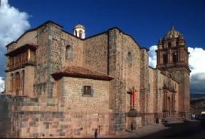 Cusco. La chiesa di S. Domingo, eretta sulle fondamenta del Tempio del Sole.De Agostini Picture Library / M. Bertinetti Cusco. La chiesa di S. Domingo, eretta sulle fondamenta del Tempio del Sole.De Agostini Picture Library / M. Bertinetti