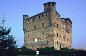 Grinzane Cavour. Il castello Cavour.De Agostini Picture Library / M. Bertinetti Grinzane Cavour. Il castello Cavour.De Agostini Picture Library / M. Bertinetti