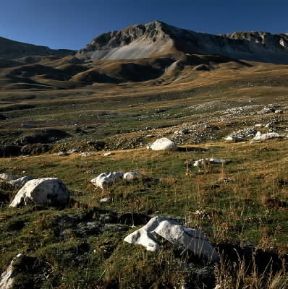Gran Sasso d'Italia. Monte Scindarella.De Agostini Picture Library / P. Jaccod Gran Sasso d'Italia. Monte Scindarella.De Agostini Picture Library / P. Jaccod