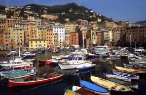 Camogli. Veduta del porticciolo.De Agostini Picture Library/A. Vergani Camogli. Veduta del porticciolo.De Agostini Picture Library/A. Vergani