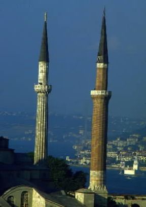 Istanbul . Minareti della chiesa di S. Sofia.De Agostini Picture Library/A. Vergani Istanbul . Minareti della chiesa di S. Sofia.De Agostini Picture Library/A. Vergani