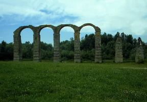 Piemonte. Resti dell'acquedotto di Aqui Terme, probabilmente di età augustea.De Agostini Picture Library/A. De Gregorio Piemonte. Resti dell'acquedotto di Aqui Terme, probabilmente di età augustea.De Agostini Picture Library/A. De Gregorio