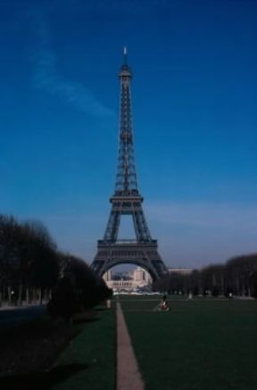 Architettura. La Torre Eiffel a Parigi (1889).De Agostini Picture Library/G. Nimatallah Architettura. La Torre Eiffel a Parigi (1889).De Agostini Picture Library/G. Nimatallah