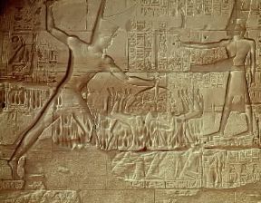 Egitto . Seti I raffigurato in un rilievo della sala ipostila del tempio di Ammone a El-Karnak.De Agostini Picture Library/G. Dagli Orti Egitto . Seti I raffigurato in un rilievo della sala ipostila del tempio di Ammone a El-Karnak.De Agostini Picture Library/G. Dagli Orti