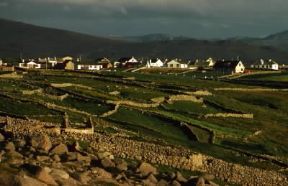Europa. Le balze terrazzate nella contea di Donegal, in Irlanda.De Agostini Picture Library/G. Nimatallah Europa. Le balze terrazzate nella contea di Donegal, in Irlanda.De Agostini Picture Library/G. Nimatallah