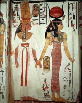 Nefertari preceduta da Iside, in un particolare della decorazione pittorica della sua tomba nella Valle delle Regine a Tebe.De Agostini Picture Library / M. Seemuller Nefertari preceduta da Iside, in un particolare della decorazione pittorica della sua tomba nella Valle delle Regine a Tebe.De Agostini Picture Library / M. Seemuller