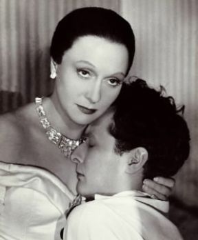 Arletty. Un fotogramma de Les enfants du paradis (1945) di M. Carné.De Agostini Picture Library Arletty. Un fotogramma de Les enfants du paradis (1945) di M. Carné.De Agostini Picture Library