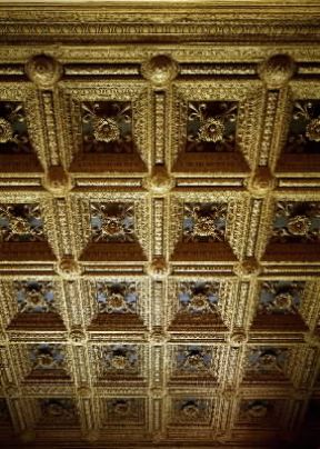 Cassettone. Particolare di un soffitto del Palazzo Vecchio a Firenze.De Agostini Picture Library/G. Nimatallah Cassettone. Particolare di un soffitto del Palazzo Vecchio a Firenze.De Agostini Picture Library/G. Nimatallah