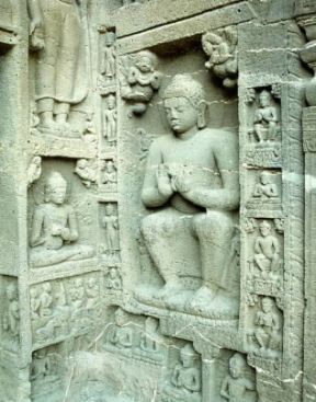 India . Particolare di un rilievo del sec. VI di una delle grotte di Ajanta.De Agostini Picture Library/G. Nimatallah India . Particolare di un rilievo del sec. VI di una delle grotte di Ajanta.De Agostini Picture Library/G. Nimatallah