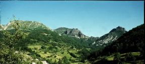 Picos de Europa. Veduta del massiccio montuoso spagnolo.De Agostini Picture Library/G. Nimatallah Picos de Europa. Veduta del massiccio montuoso spagnolo.De Agostini Picture Library/G. Nimatallah