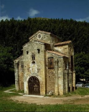 Oviedo . La chiesa di S. Miguel de Lillo (sec. IX).De Agostini Picture Library/G. Nimatallah Oviedo . La chiesa di S. Miguel de Lillo (sec. IX).De Agostini Picture Library/G. Nimatallah