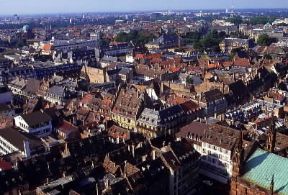 Strasburgo. Veduta aerea della città .De Agostini Picture Library/N. Cirani Strasburgo. Veduta aerea della città .De Agostini Picture Library/N. Cirani