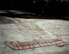Svezia. Graffiti di un'incisione rupestre rinvenuta nei pressi di Vitlycke, nella contea del Göteborg-Bohus.De Agostini Picture Library/G. Dagli Orti Svezia. Graffiti di un'incisione rupestre rinvenuta nei pressi di Vitlycke, nella contea del Göteborg-Bohus.De Agostini Picture Library/G. Dagli Orti