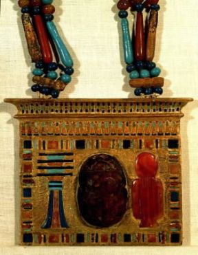Glittica. Antico gioiello egizio (Il Cairo, Museo Egizio).De Agostini Picture Library / A. Dagli Orti Glittica. Antico gioiello egizio (Il Cairo, Museo Egizio).De Agostini Picture Library / A. Dagli Orti