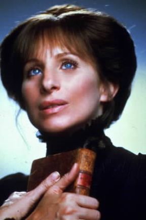 Barbra Streisand in un fotogramma del film Yentl (1983).De Agostini Picture Library Barbra Streisand in un fotogramma del film Yentl (1983).De Agostini Picture Library