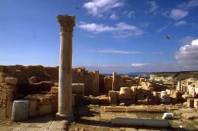 Cipro. Resti della zona archeologica di Kourion.De Agostini Picture Library/G. Sioën Cipro. Resti della zona archeologica di Kourion.De Agostini Picture Library/G. Sioën